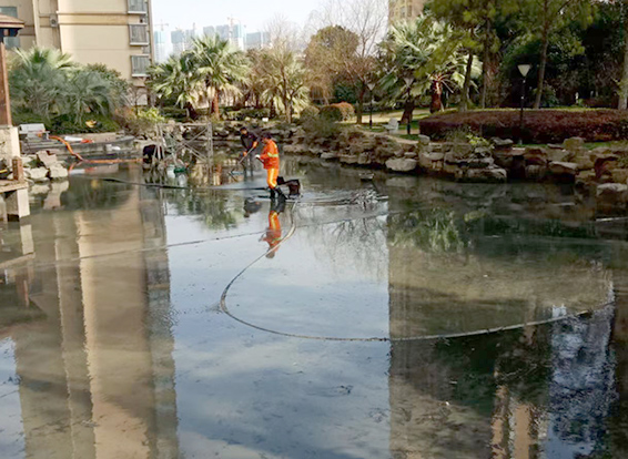 永嘉景观池淤泥清理